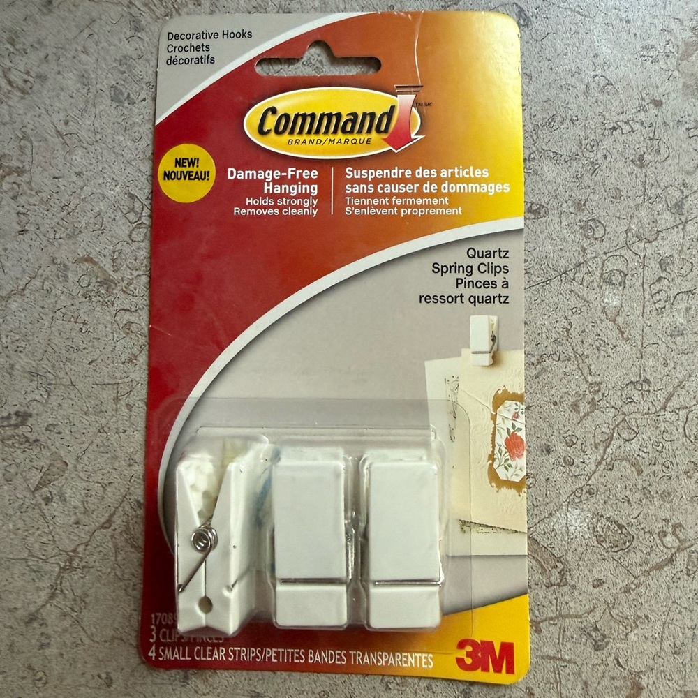 Command 3M White Quartz Spring Clip Decorative Wall Hooks - Pack of 3